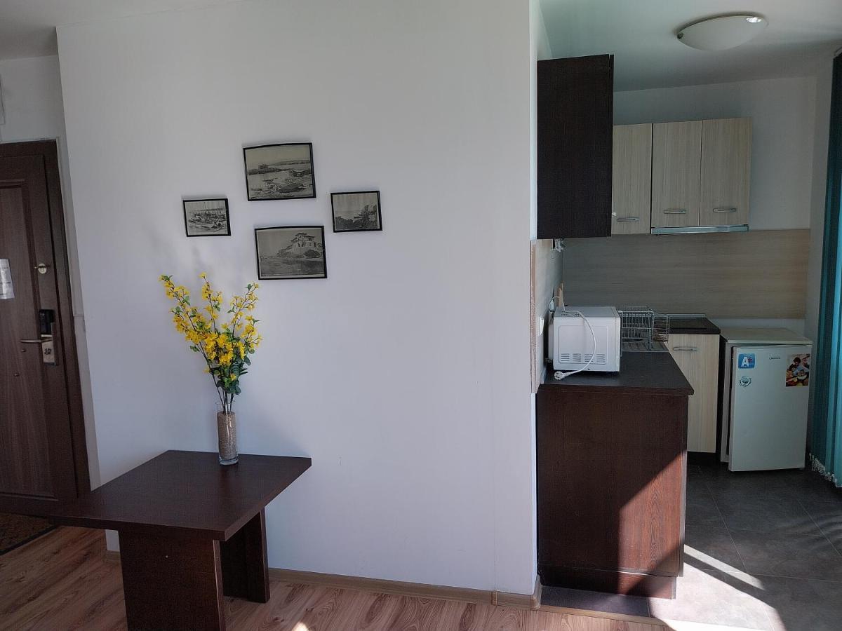 Созопол Апартаменти Azuro Exterior foto